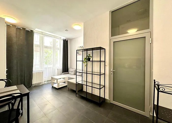 Kosciuszki Ii & Parking